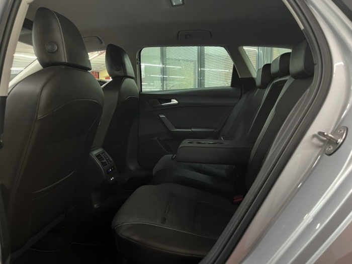 SEATLeón ST 1.5 eTSI S&S Xcellence DSG 110 kW (150 CV) Vehículo usado en Barcelona - 9 SEATLeón ST 1.5 eTSI S&S Xcellence DSG 110 kW (150 CV) Vehículo usado en Barcelona - 9