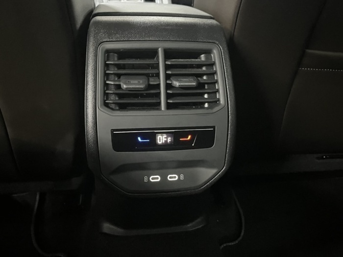 SEATLeón ST 1.5 eTSI S&S Xcellence DSG 110 kW (150 CV) Vehículo usado en Barcelona - 10 SEATLeón ST 1.5 eTSI S&S Xcellence DSG 110 kW (150 CV) Vehículo usado en Barcelona - 10