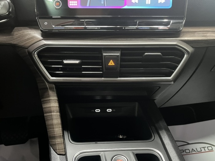 SEATLeón ST 1.5 eTSI S&S Xcellence DSG 110 kW (150 CV) Vehículo usado en Barcelona - 26 SEATLeón ST 1.5 eTSI S&S Xcellence DSG 110 kW (150 CV) Vehículo usado en Barcelona - 26