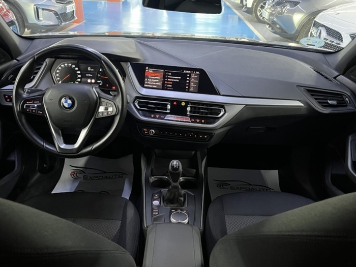 BMWSerie 1 118i 100 kW (136 CV) Vehículo usado en Barcelona - 11 BMWSerie 1 118i 100 kW (136 CV) Vehículo usado en Barcelona - 11