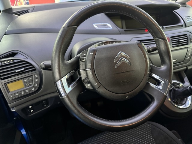 CitroenC4 Picasso 1.6 HDI Exclusive Plus 80 kW (112 CV) Vehículo usado en Barcelona - 3 CitroenC4 Picasso 1.6 HDI Exclusive Plus 80 kW (112 CV) Vehículo usado en Barcelona - 3