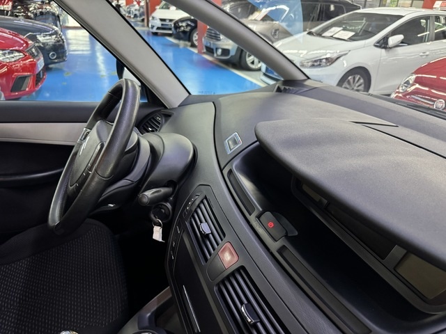 CitroenC4 Picasso 1.6 HDI Exclusive Plus 80 kW (112 CV) Vehículo usado en Barcelona - 8