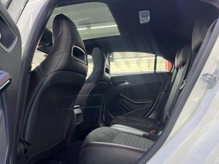 Mercedes-Benz Clase A 180 d AMG Line 80 kW (109 CV) Mercedes-Benz Clase A 180 d AMG Line 80 kW (109 CV)