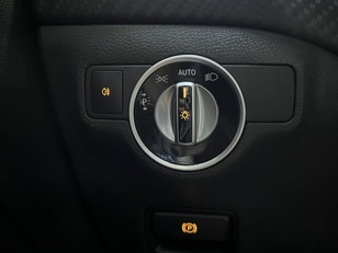 Mercedes-Benz Clase A 180 d AMG Line 80 kW (109 CV)