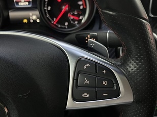 Mercedes-Benz Clase A 180 d AMG Line 80 kW (109 CV) Mercedes-Benz Clase A 180 d AMG Line 80 kW (109 CV)