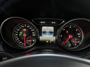 Mercedes-Benz Clase A 180 d AMG Line 80 kW (109 CV) Mercedes-Benz Clase A 180 d AMG Line 80 kW (109 CV)