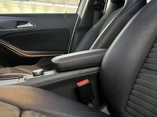 Mercedes-Benz Clase A 180 d AMG Line 80 kW (109 CV)