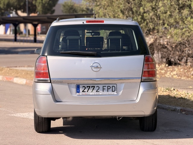 OpelZafira 1.6 16v Essentia 77 kW (105 CV) Vehículo usado en Barcelona - 5