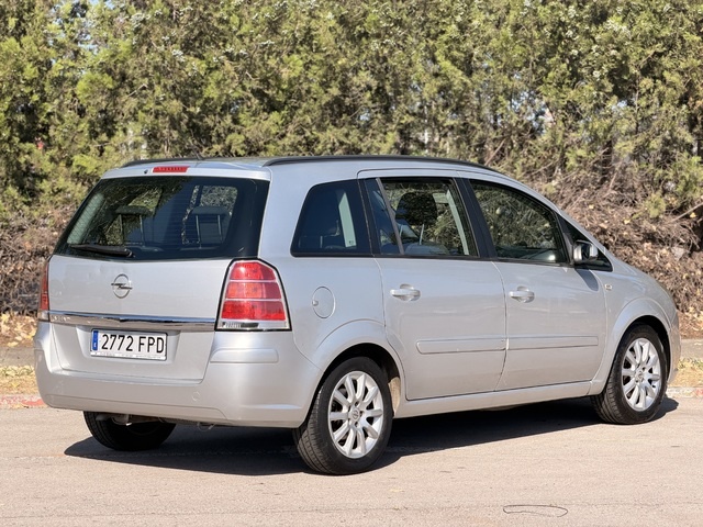 OpelZafira 1.6 16v Essentia 77 kW (105 CV) Vehículo usado en Barcelona - 7