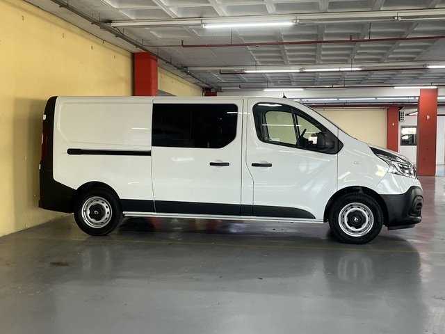 RenaultTrafic Furgon 27 L1H1 Energy Blue dCi 107 kW (145 CV) Vehículo usado en Barcelona - 3 RenaultTrafic Furgon 27 L1H1 Energy Blue dCi 107 kW (145 CV) Vehículo usado en Barcelona - 3