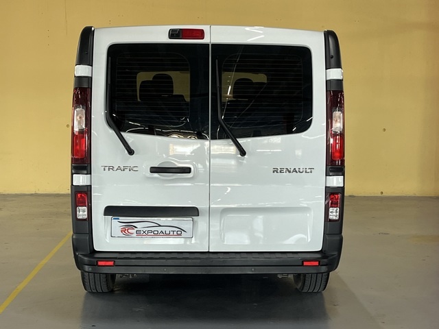 RenaultTrafic Furgon 27 L1H1 Energy Blue dCi 107 kW (145 CV) Vehículo usado en Barcelona - 4 RenaultTrafic Furgon 27 L1H1 Energy Blue dCi 107 kW (145 CV) Vehículo usado en Barcelona - 4