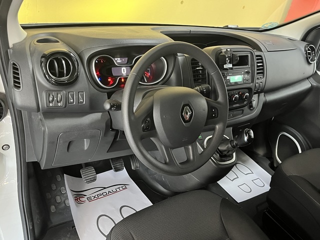RenaultTrafic Furgon 27 L1H1 Energy Blue dCi 107 kW (145 CV) Vehículo usado en Barcelona - 8 RenaultTrafic Furgon 27 L1H1 Energy Blue dCi 107 kW (145 CV) Vehículo usado en Barcelona - 8