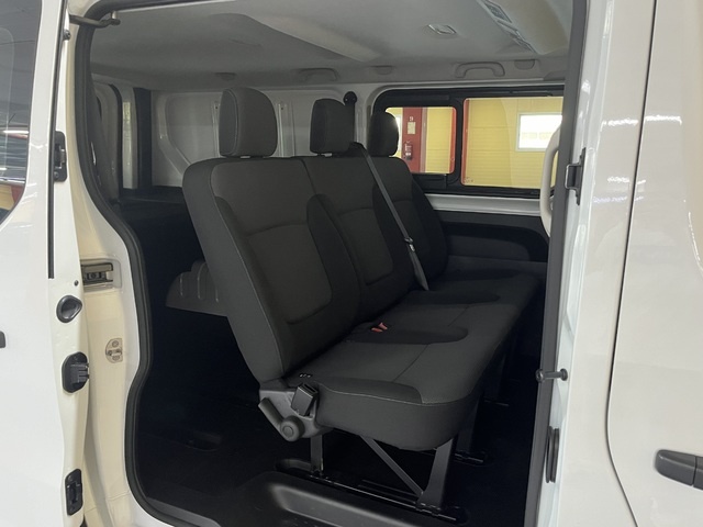 RenaultTrafic Furgon 27 L1H1 Energy Blue dCi 107 kW (145 CV) Vehículo usado en Barcelona - 11 RenaultTrafic Furgon 27 L1H1 Energy Blue dCi 107 kW (145 CV) Vehículo usado en Barcelona - 11