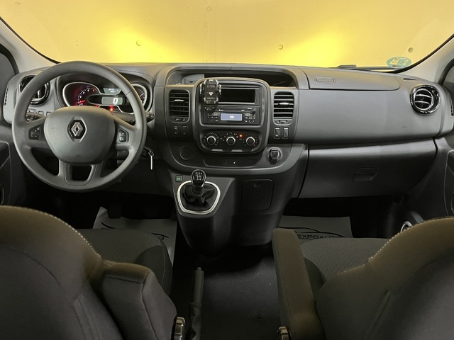 RenaultTrafic Furgon 27 L1H1 Energy Blue dCi 107 kW (145 CV) Vehículo usado en Barcelona - 12