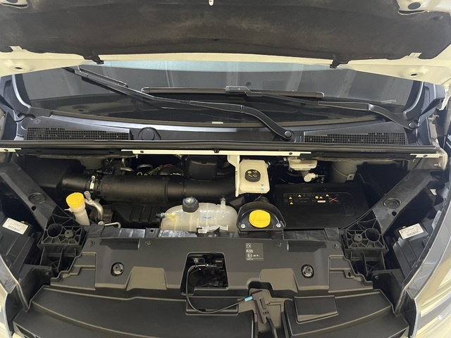 RenaultTrafic Furgon 27 L1H1 Energy Blue dCi 107 kW (145 CV) Vehículo usado en Barcelona - 27 RenaultTrafic Furgon 27 L1H1 Energy Blue dCi 107 kW (145 CV) Vehículo usado en Barcelona - 27