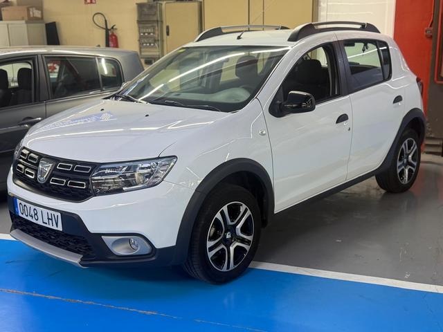 DaciaSandero Serie Limitada Aniversario TCE 74 kW (100 CV) Vehículo usado en Barcelona - 2