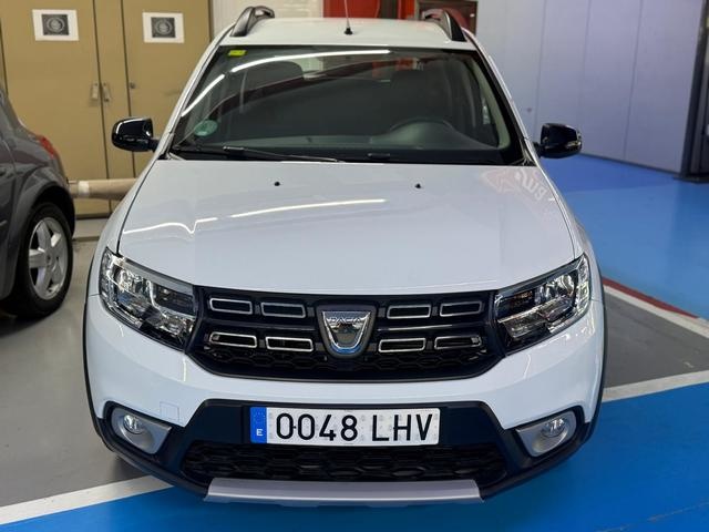 DaciaSandero Serie Limitada Aniversario TCE 74 kW (100 CV) Vehículo usado en Barcelona - 4
