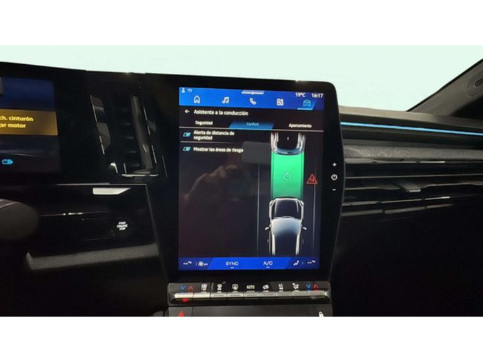 RenaultAustral Evolution E-Tech Full Hybrid 147 kW (200 CV) Vehículo usado en Barcelona - 21 RenaultAustral Evolution E-Tech Full Hybrid 147 kW (200 CV) Vehículo usado en Barcelona - 21
