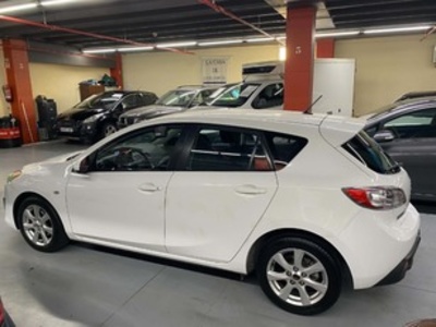 Mazda Mazda 3 1.6 CRTD Active 85 kW (115 CV) Mazda Mazda 3 1.6 CRTD Active 85 kW (115 CV)
