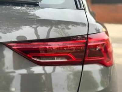 Audi Q3 Advanced 35 TDI 110 kW (150 CV) S tronic Audi Q3 Advanced 35 TDI 110 kW (150 CV) S tronic