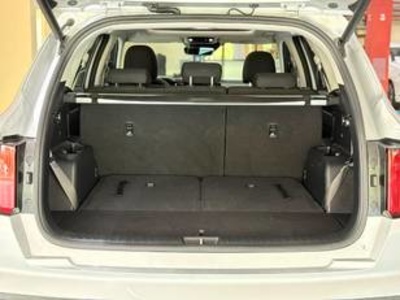 Kia Sorento 1.6 T-GDi PHEV Emotion 4x4 195 kW (265 CV) Kia Sorento 1.6 T-GDi PHEV Emotion 4x4 195 kW (265 CV)
