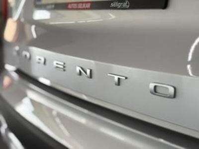 Kia Sorento 1.6 T-GDi PHEV Emotion 4x4 195 kW (265 CV) Kia Sorento 1.6 T-GDi PHEV Emotion 4x4 195 kW (265 CV)