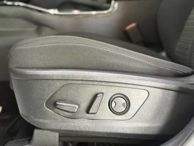 Kia Sorento 1.6 T-GDi PHEV Emotion 4x4 195 kW (265 CV) Kia Sorento 1.6 T-GDi PHEV Emotion 4x4 195 kW (265 CV)