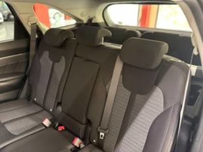 Kia Sorento 1.6 T-GDi PHEV Emotion 4x4 195 kW (265 CV) Kia Sorento 1.6 T-GDi PHEV Emotion 4x4 195 kW (265 CV)