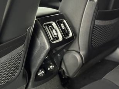 Kia Sorento 1.6 T-GDi PHEV Emotion 4x4 195 kW (265 CV) Kia Sorento 1.6 T-GDi PHEV Emotion 4x4 195 kW (265 CV)