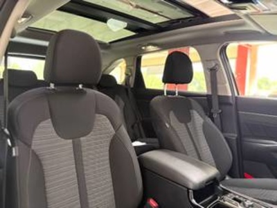 Kia Sorento 1.6 T-GDi PHEV Emotion 4x4 195 kW (265 CV) Kia Sorento 1.6 T-GDi PHEV Emotion 4x4 195 kW (265 CV)