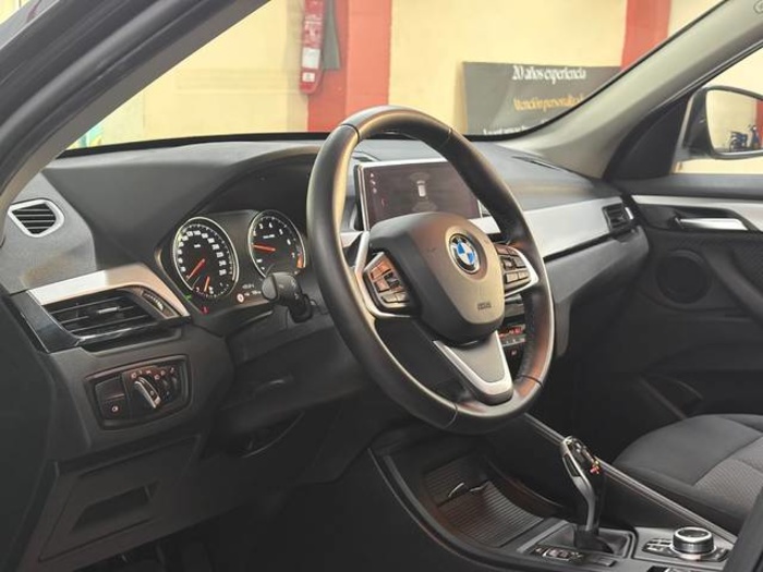 BMWX1 sDrive18i 100 kW (136 CV) Vehículo usado en Barcelona - 15 BMWX1 sDrive18i 100 kW (136 CV) Vehículo usado en Barcelona - 15