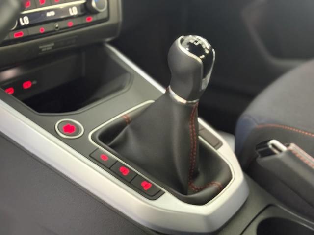 SEATArona 1.0 TSI FR XM 85 kW (115 CV) Vehículo usado en Barcelona - 19