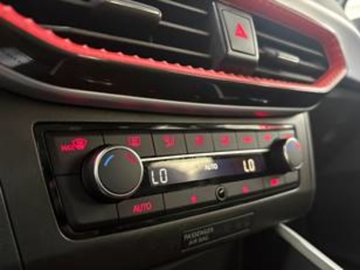 SEAT Arona 1.0 TSI FR XM 85 kW (115 CV) SEAT Arona 1.0 TSI FR XM 85 kW (115 CV)
