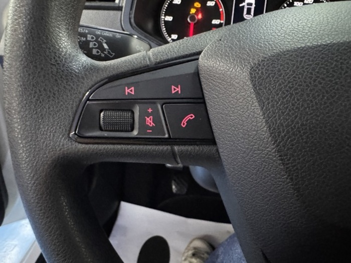 SEATIbiza 1.6 TDI Reference 70 kW (95 CV) Vehículo usado en Barcelona - 23 SEATIbiza 1.6 TDI Reference 70 kW (95 CV) Vehículo usado en Barcelona - 23