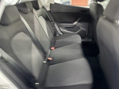 SEAT Ibiza 1.6 TDI Reference 70 kW (95 CV) SEAT Ibiza 1.6 TDI Reference 70 kW (95 CV)
