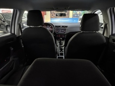 SEAT Ibiza 1.6 TDI Reference 70 kW (95 CV) SEAT Ibiza 1.6 TDI Reference 70 kW (95 CV)