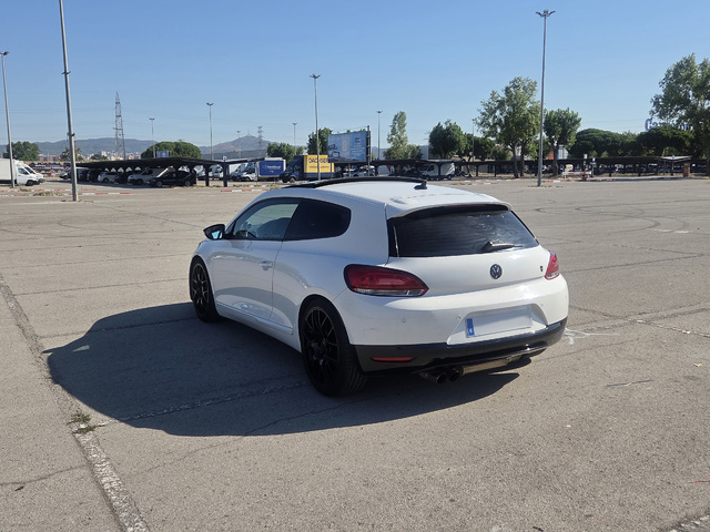 VolkswagenScirocco 2.0 TSI 147 kW (200 CV) Vehículo usado en Barcelona - 4