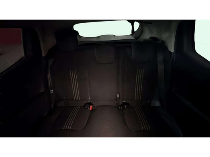RenaultClio Zen TCe 66 kW (90 CV) Vehículo usado en Barcelona - 8 RenaultClio Zen TCe 66 kW (90 CV) Vehículo usado en Barcelona - 8