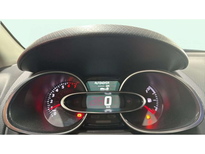 RenaultClio Zen TCe 66 kW (90 CV) Vehículo usado en Barcelona - 19 RenaultClio Zen TCe 66 kW (90 CV) Vehículo usado en Barcelona - 19