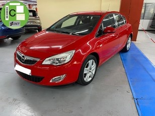 Opel Astra 1.4 Essentia 74 kW (100 CV)