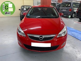 Opel Astra 1.4 Essentia 74 kW (100 CV) Opel Astra 1.4 Essentia 74 kW (100 CV)