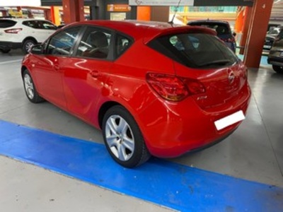Opel Astra 1.4 Essentia 74 kW (100 CV) Opel Astra 1.4 Essentia 74 kW (100 CV)