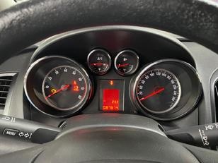 Opel Astra 1.4 Essentia 74 kW (100 CV)