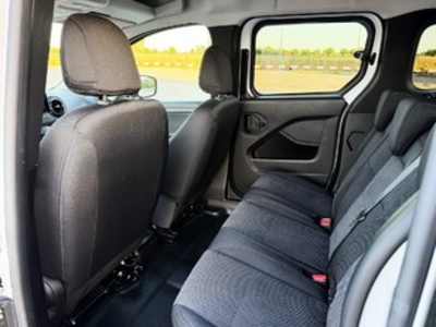 Mercedes-Benz Citan Combi 110 CDI Tourer Base Largo 70 kW (95 CV) Mercedes-Benz Citan Combi 110 CDI Tourer Base Largo 70 kW (95 CV)