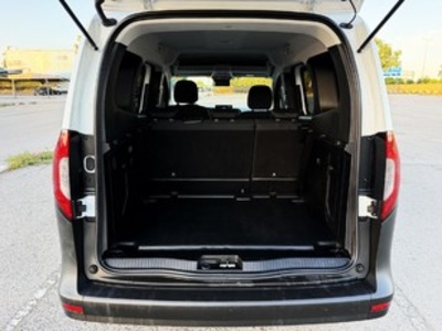 Mercedes-Benz Citan Combi 110 CDI Tourer Base Largo 70 kW (95 CV) Mercedes-Benz Citan Combi 110 CDI Tourer Base Largo 70 kW (95 CV)