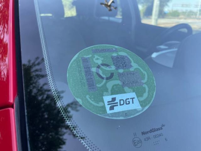 ToyotaYaris 1.3 VVT-i Luna 64 kW (87 CV) Vehículo usado en Barcelona - 4 ToyotaYaris 1.3 VVT-i Luna 64 kW (87 CV) Vehículo usado en Barcelona - 4