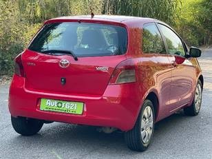 Toyota Yaris 1.3 VVT-i Luna 64 kW (87 CV)