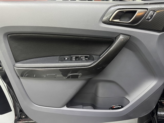 FordRanger Pickup 2.2 TDCi Doble Cabina XLT Limited 4x4 118 kW (160 CV) Vehículo usado en Barcelona - 14 FordRanger Pickup 2.2 TDCi Doble Cabina XLT Limited 4x4 118 kW (160 CV) Vehículo usado en Barcelona - 14