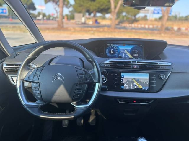 CitroenC4 Picasso BlueHDi 120 S&S Shine 88 kW (120 CV) Vehículo usado en Barcelona - 12 CitroenC4 Picasso BlueHDi 120 S&S Shine 88 kW (120 CV) Vehículo usado en Barcelona - 12