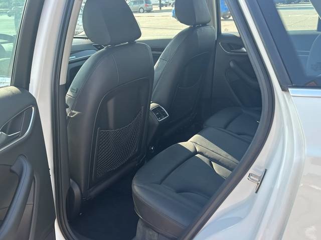 AudiQ3 design edition 2.0 TDI quattro 135 kW (184 CV) S tronic Vehículo usado en Barcelona - 11